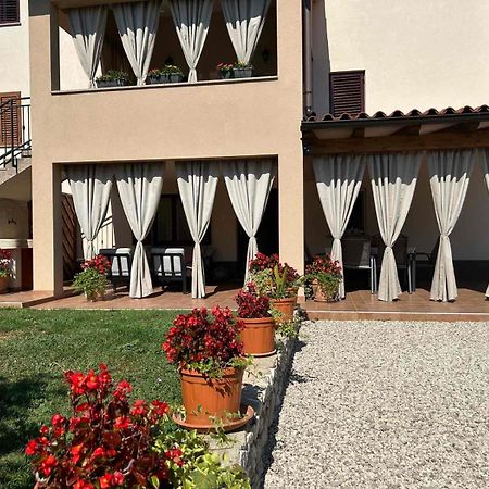 Apartmani Antonija Vozilici Buitenkant foto